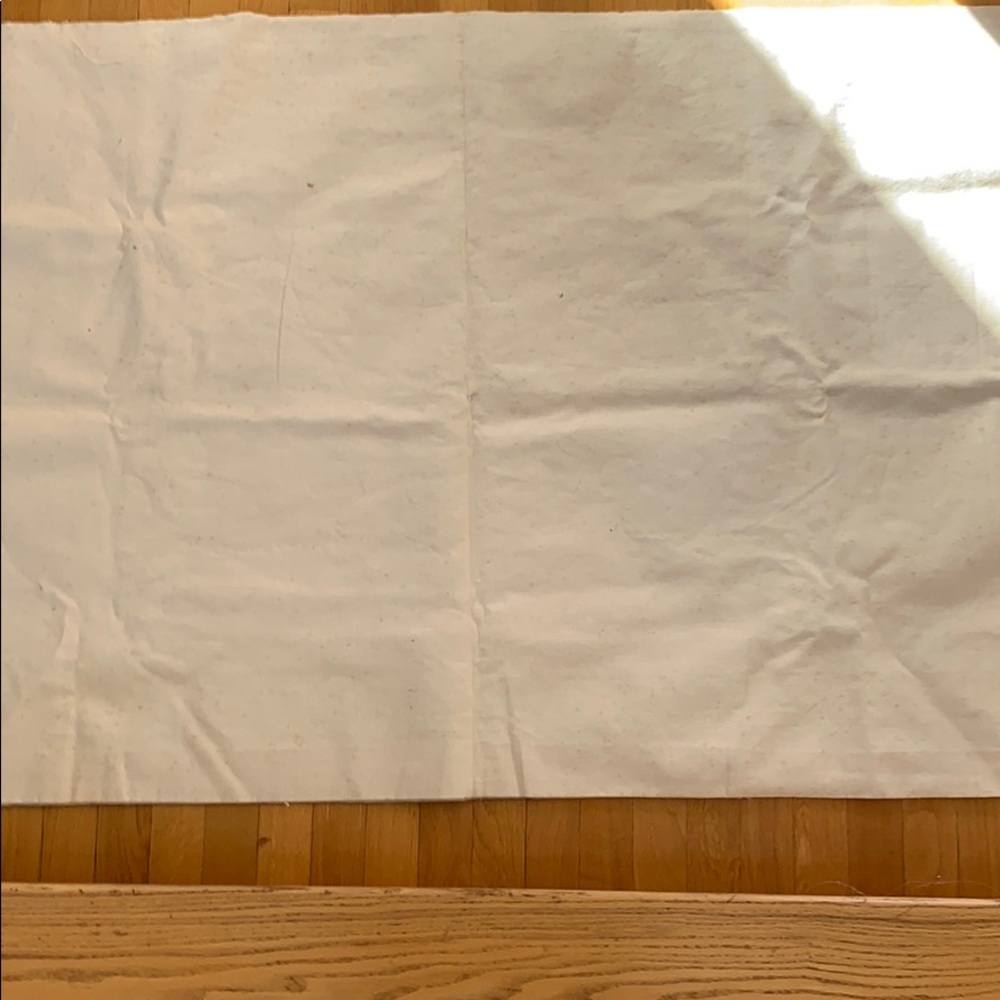 Embroidered rug - Picture 5 of 5